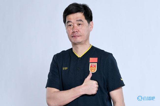 “我只想踢球，无论是联赛杯，欧联杯还是英超，我只想出场比赛。